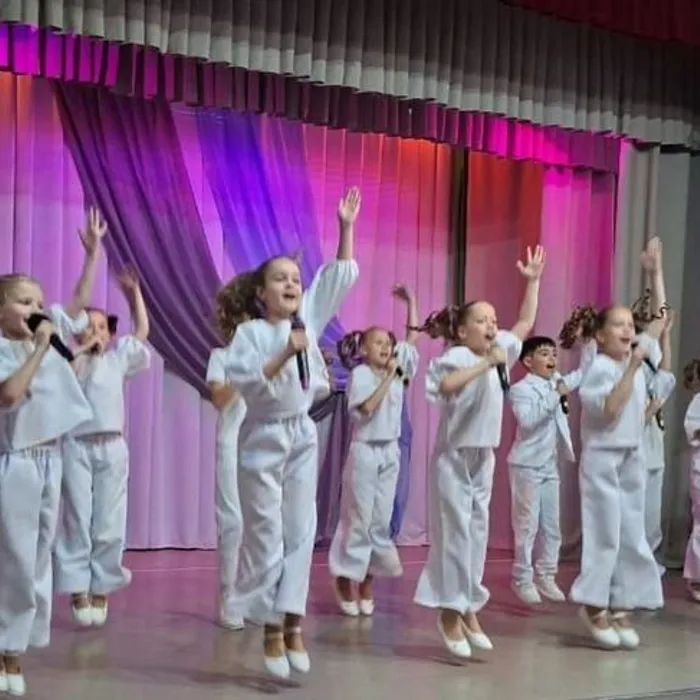 Отчётный концерт образцового художественного коллектива вокального ансамбля «Лира»