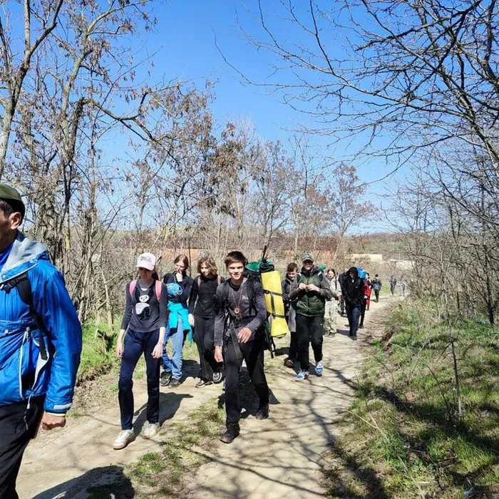 поход выходного дня «Весенними тропами города Кропоткина»