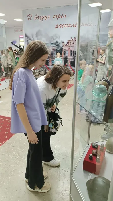 20241031-YunH-DizIntMuzey_04