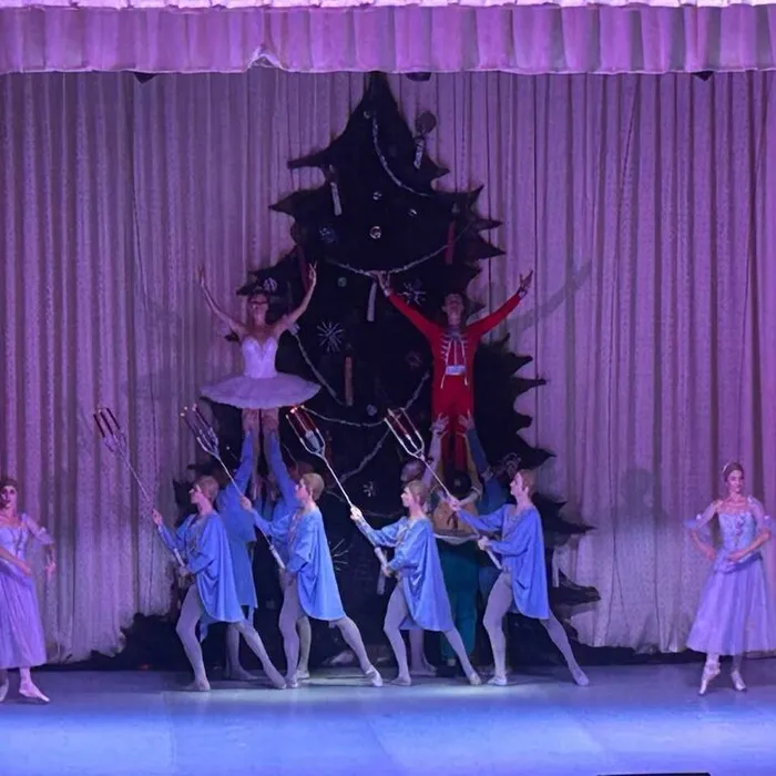 «Виктория» «В гостях у Щелкунчика» - балет