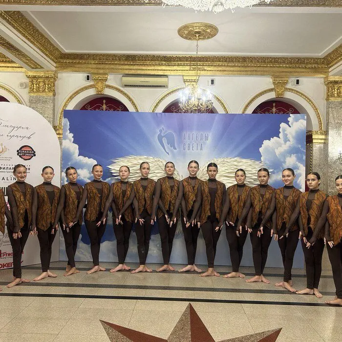 Открытие выставки международного арт-проекта «Ангелы Света» - концерт - «Виктория»