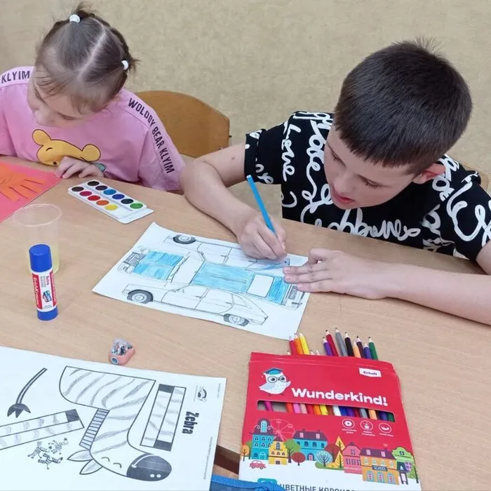 занятия в объединении «Наши чудные ладошки»