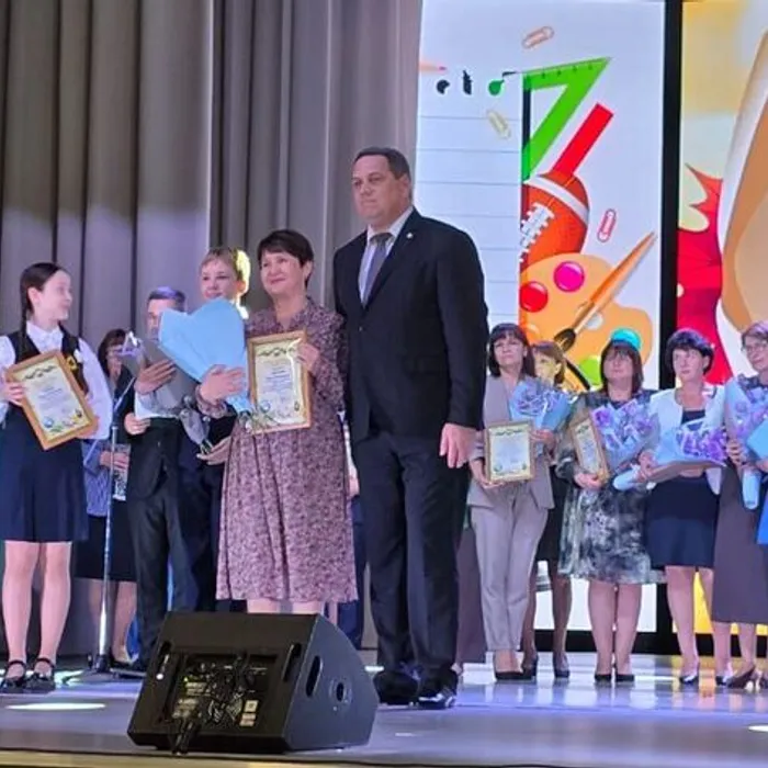 поздравление педагогического сообщества Кавказского района, Творческие номера учащихся Кавказского района